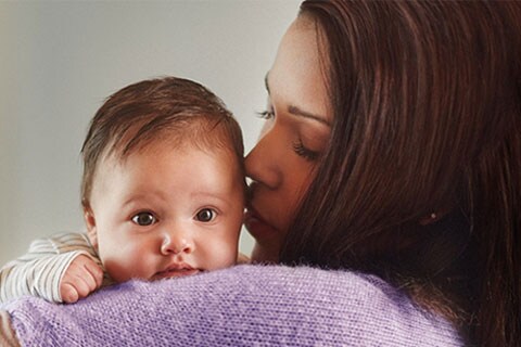 Pacifiers & suckling: what professionals say