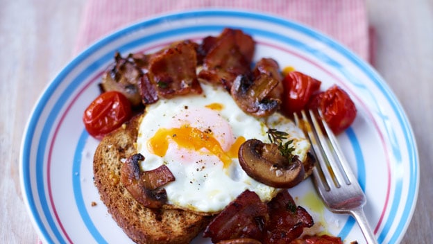 Classic pan-cooked breakfast