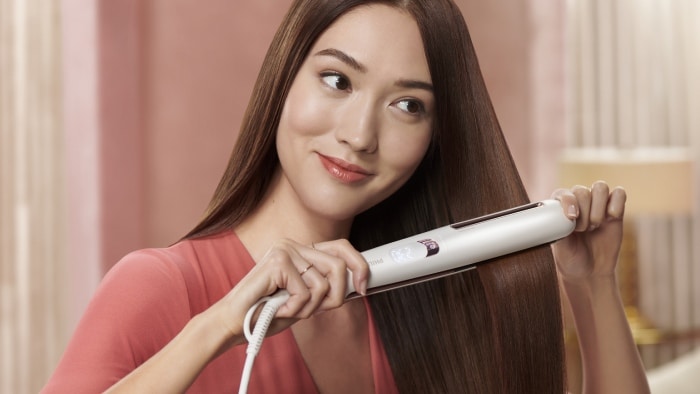 Understanding that women’s hair texture and condition can vary greatly, the Philips Hair Dryer and Straightener Prestige promises personalized performance for different hair types.  